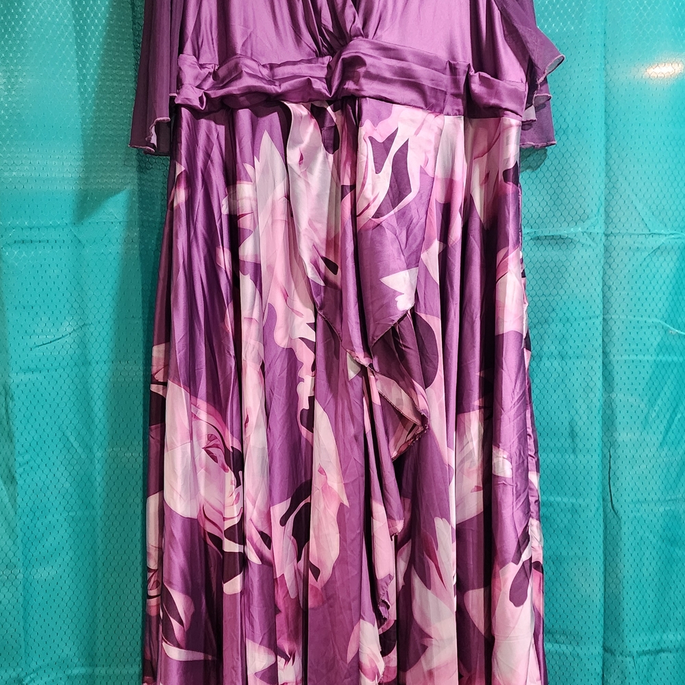 Chic Lavender Floral Maxi Dress